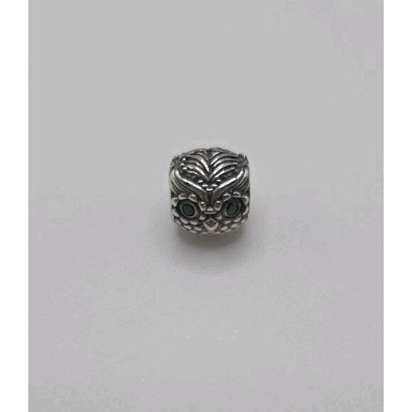 Pandora Wise Owl Bird Green Eyes Charm 791211CZN Retired - Picture 1 of 5
